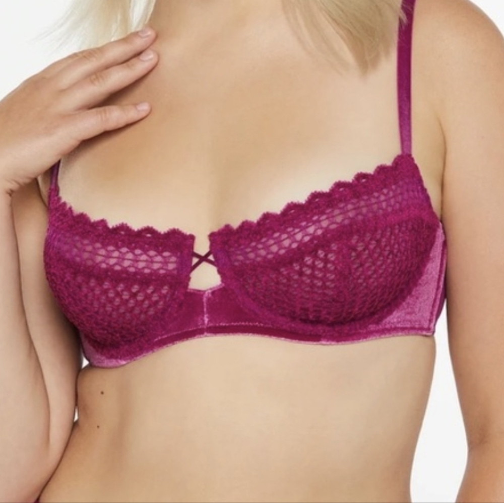 Savage X Fenty Velvet Vixen Balconette Bra Sz.34C NWT